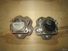 Ступица задняя передний привод Toyota Rav4