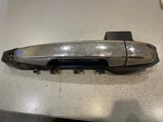 Ручка двери задняя левая Mitsubishi L200 4N15 2017