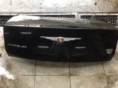 Крышка багажника Chrysler 300C
