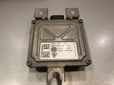 Блок управления топливным насосом Porsche Panamera