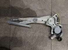 Задний стеклоподъемник Lexus RX 3 2008-2012