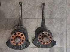 Кулак поворотный Mercedes-Benz S-Class 220 5.0