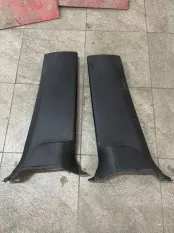 Обшивка стойки Toyota Land Cruiser 200 4.7 2UZ-FE