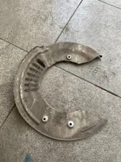 Пыльник тормозного диска Jaguar F-Pace X761 AJ126