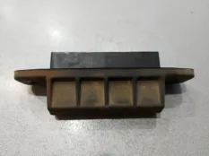 Кнопка багажника Lexus RX 3 2.7 2011