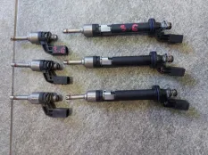 Форсунка топливная Audi Q7 ВНЕДОРОЖНИК 3.6 2007