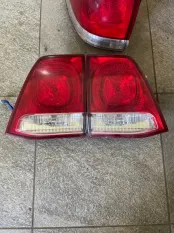 Задний фонарь в крышку Toyota Land Cruiser 200 4.7