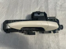 Ручка двери наружная передняя правая Mercedes-Benz