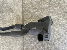 Клапан вентиляции топливного бака Mercedes-Benz