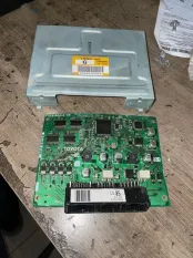 Блок управления подвеской Lexus Lx450D J200 4.5