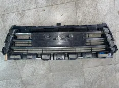 Решетка радиатора Lexus Lx450D J200 4.5 1VDFTV