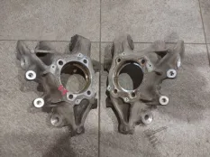 Задний кулак Volkswagen Touareg NF 3.6 2013