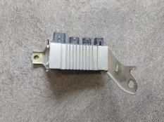 Блок управления форсунками Toyota Fortuner