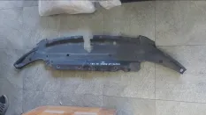 Накладка замка капота Toyota Land Cruiser Prado