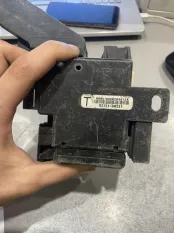 Блок предохранителей Toyota Land Cruiser 200