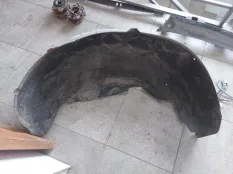 Задний подкрылок Volkswagen Touareg NF 3.6 2013