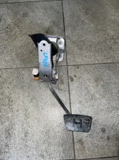 Педаль тормоза Lexus Lx450D J200 4.5 1VDFTV 2016