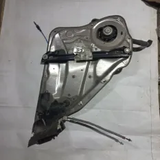 Стеклоподъемник задний правый Mercedes-Benz