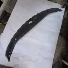 Накладка замка капота Hyundai Grand Starex