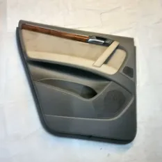 Обшивка двери задняя левая Audi Q7 4L