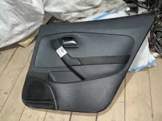 Обшивка двери задняя правая Volkswagen Polo 5