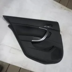 Обшивка двери задняя левая Opel Insignia