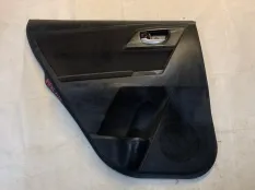 Обшивка двери задняя левая Toyota Auris E180
