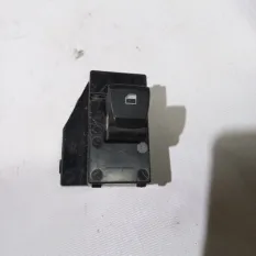 Кнопка стеклоподъемника Hyundai Solaris 2