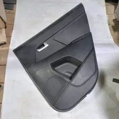 Обшивка двери задняя правая Kia Sportage 3