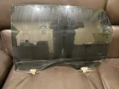 Стекло заднее левое infiniti FX 35 S50