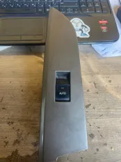 Кнопка стеклоподъемника Toyota Land Cruiser 2008