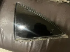 Форточка левая Toyota Camry V40