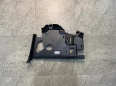 Накладка торпедо левая Mercedes-Benz GL X166 M278