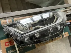 Фара левая Toyota Rav4 A50