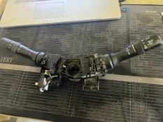 Подрулевой переключатель Toyota Land Cruiser 200