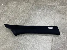 Накладка стойки передняя правая Mercedes-Benz GL