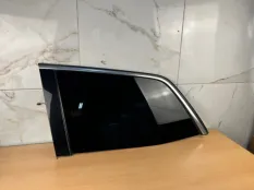 Форточка кузова левая Mercedes-Benz GL X166 M278