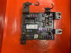 Монтажный блок предохранителей Exeed RX 2023