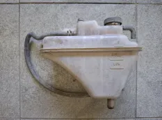 Расширительный бачок Toyota Land Cruiser Prado 120