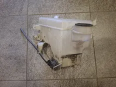 Бачок омывателя Toyota Land Cruiser Prado 120