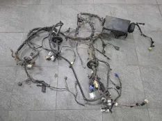 Проводка двигателя Toyota Land Cruiser Prado 120