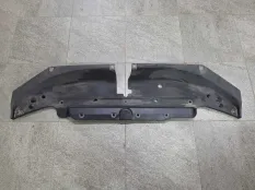 Накладка замка капота Toyota Land Cruiser Prado