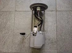 Датчик уровня топлива Toyota Land Cruiser Prado