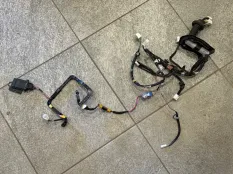 Проводка двери Lexus LX570