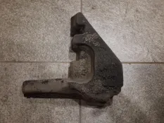 Уплотнитель крыла Mazda CX-9 TC PYT 2019