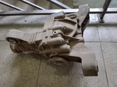 Задний редуктор Audi Q7 4L 2008