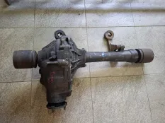 Передний редуктор Toyota Land Cruiser J200 1VDFTV