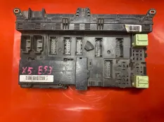 Монтажный блок предохранителей Bmw X5 E53