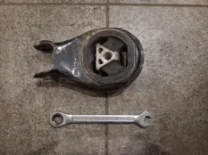 Опора двигателя Mazda 3 BL