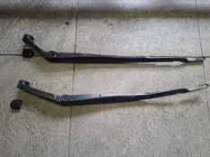 Поводок дворника Toyota Land Cruiser Prado 150